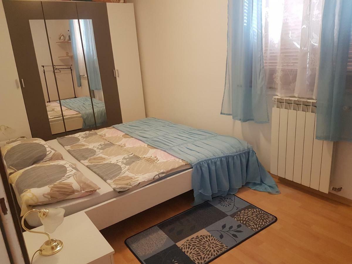 App Ena Umag Exterior foto